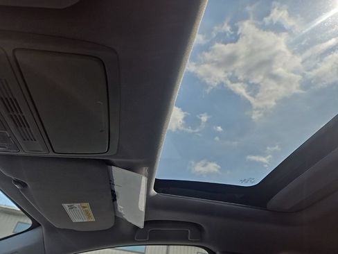 Used 2019 Honda CR-V EX image 17