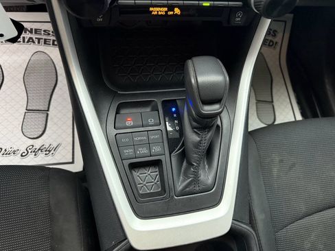 Used 2019 Toyota RAV4 LE w/ All Weather Liner Package image 14