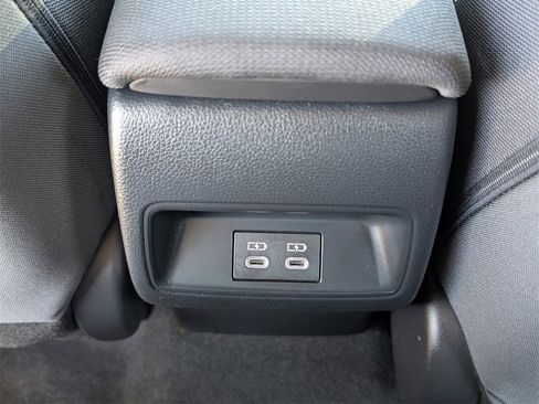 Used 2023 Toyota Corolla LE image 26