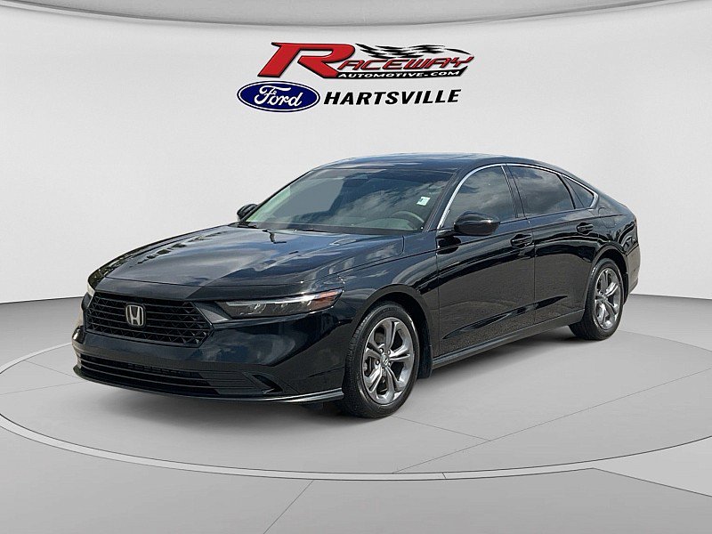 Used 2024 Honda Accord EX image 2