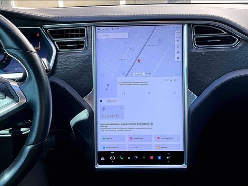 Used 2013 Tesla Model S image 32