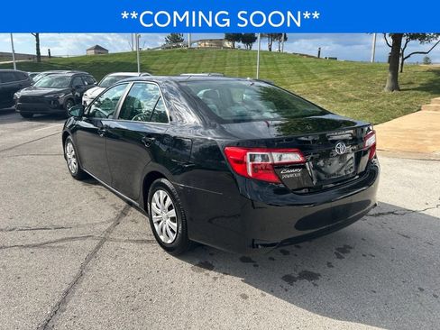 Used 2014 Toyota Camry LE FWD image 9