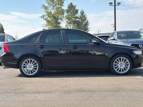 Used 2011 Volvo S40 T5 FWD image 2