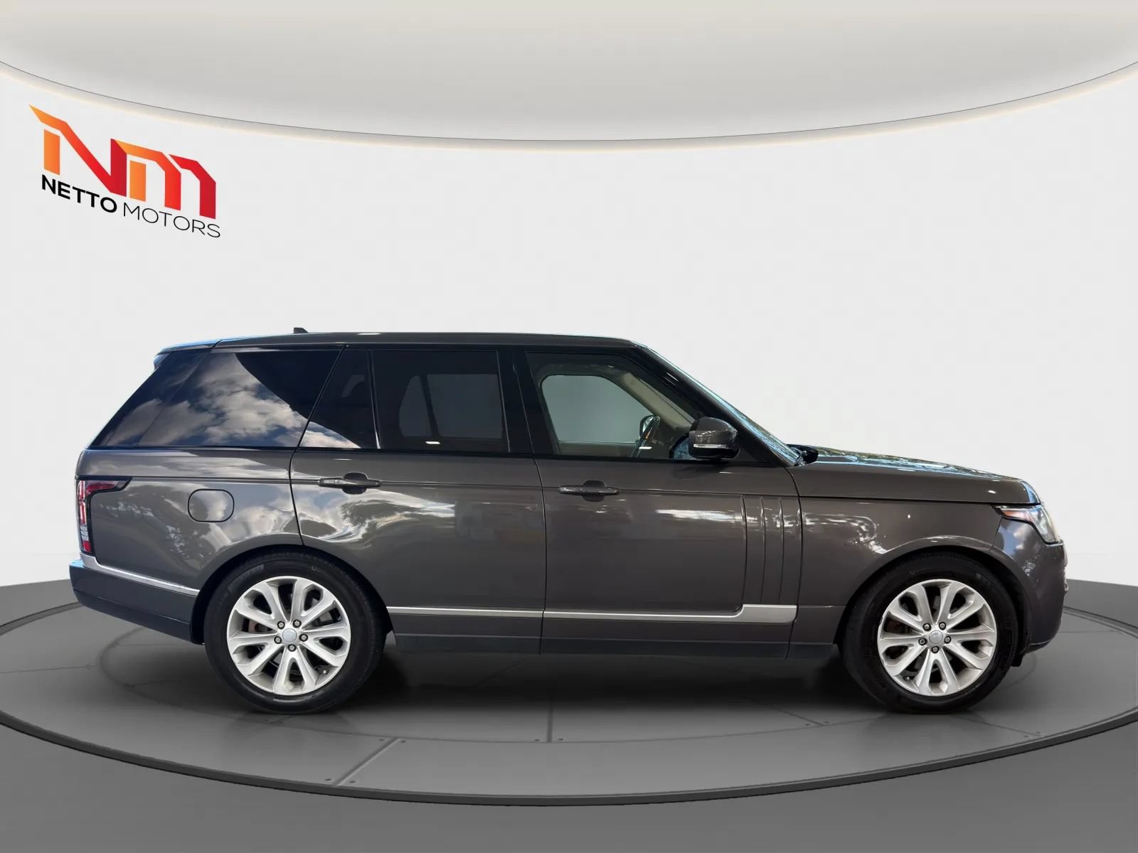 Used 2016 Land Rover Range Rover HSE AWD/4WD image 6