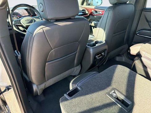 New 2026 Chevrolet Traverse Z71 w/ Enhanced Driving Package image 16