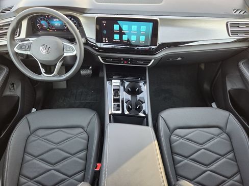 New 2026 Volkswagen Atlas Cross Sport SE FWD image 23