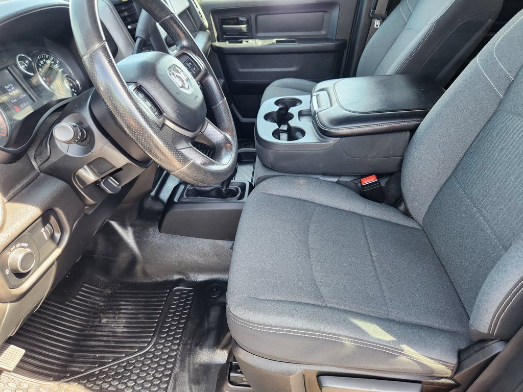 Used 2022 RAM 5500 Tradesman w/ Max Tow Package AWD/4WD image 14