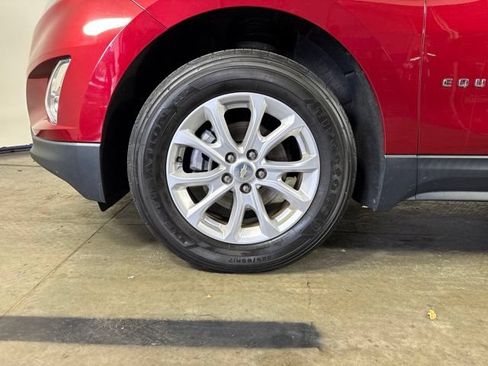 Used 2018 Chevrolet Equinox LT AWD/4WD image 11