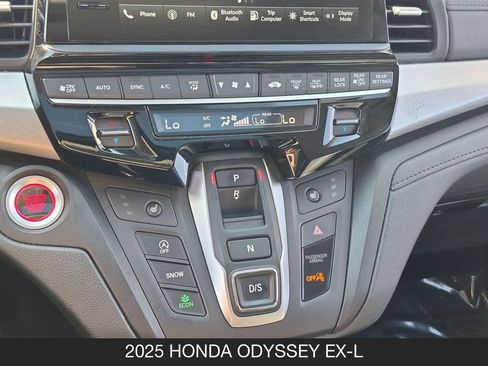 Used 2025 Honda Odyssey EX-L image 24