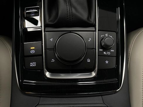 New 2025 MAZDA CX-30 AWD 2.5 S w/ Preferred Package image 24