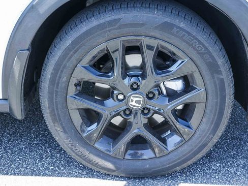 Used 2024 Honda HR-V Sport image 13