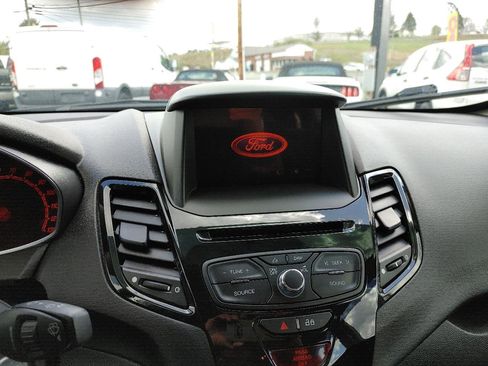Used 2019 Ford Fiesta SE w/ Equipment Group 201A FWD image 11