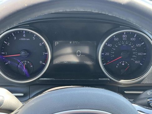 Used 2023 Kia Carnival LX FWD image 36