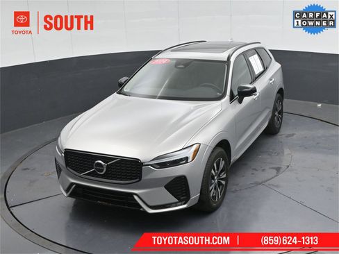 Used 2024 Volvo XC60 B5 Core image 44