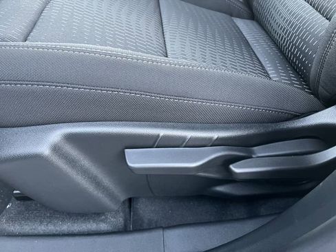 New 2026 Chevrolet Equinox LT w/ Safety and Technology Package image 15