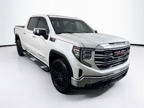 Used 2024 GMC Sierra 1500 SLT w/ SLT Premium Plus Package image 10