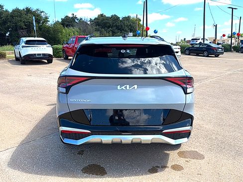 Used 2023 Kia Sportage SX FWD image 5