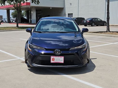 Used 2024 Toyota Corolla LE FWD image 2