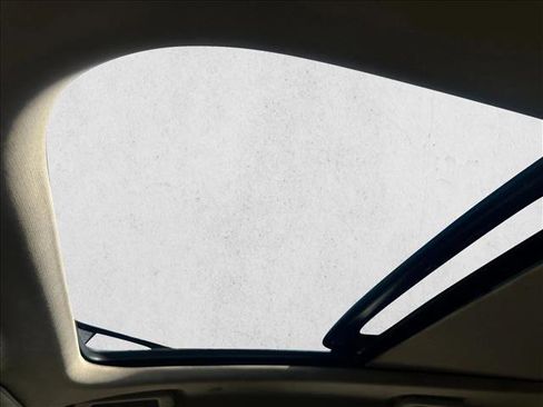 Used 2019 Lincoln Nautilus Reserve image 14