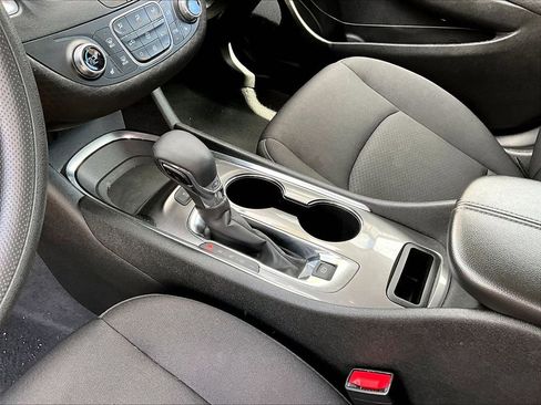 Used 2024 Chevrolet Malibu LT FWD image 22