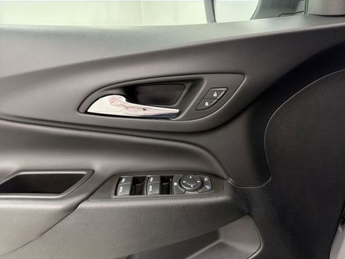 Certified 2022 Chevrolet Equinox LT FWD image 22