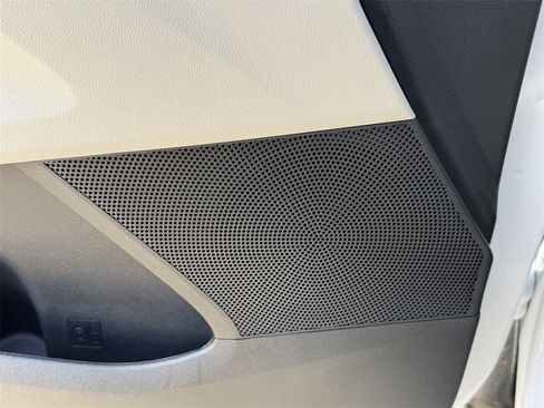 New 2026 Kia Sorento S w/ S Panoramic Sunroof Package image 19