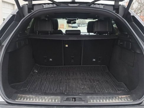 Used 2020 Land Rover Range Rover Velar R-Dynamic S image 11