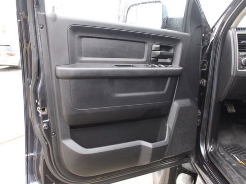 Used 2016 RAM 2500 Tradesman w/ Chrome Appearance Group image 20