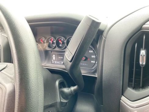 Used 2021 Chevrolet Silverado 1500 Custom image 15