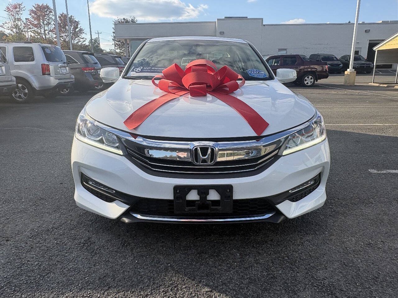 Used 2016 Honda Accord EX-L image 1