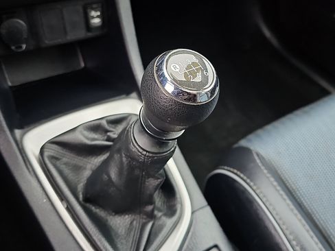 Used 2016 Toyota Corolla S image 15