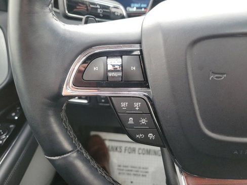 Certified 2023 Lincoln Navigator Reserve image 33