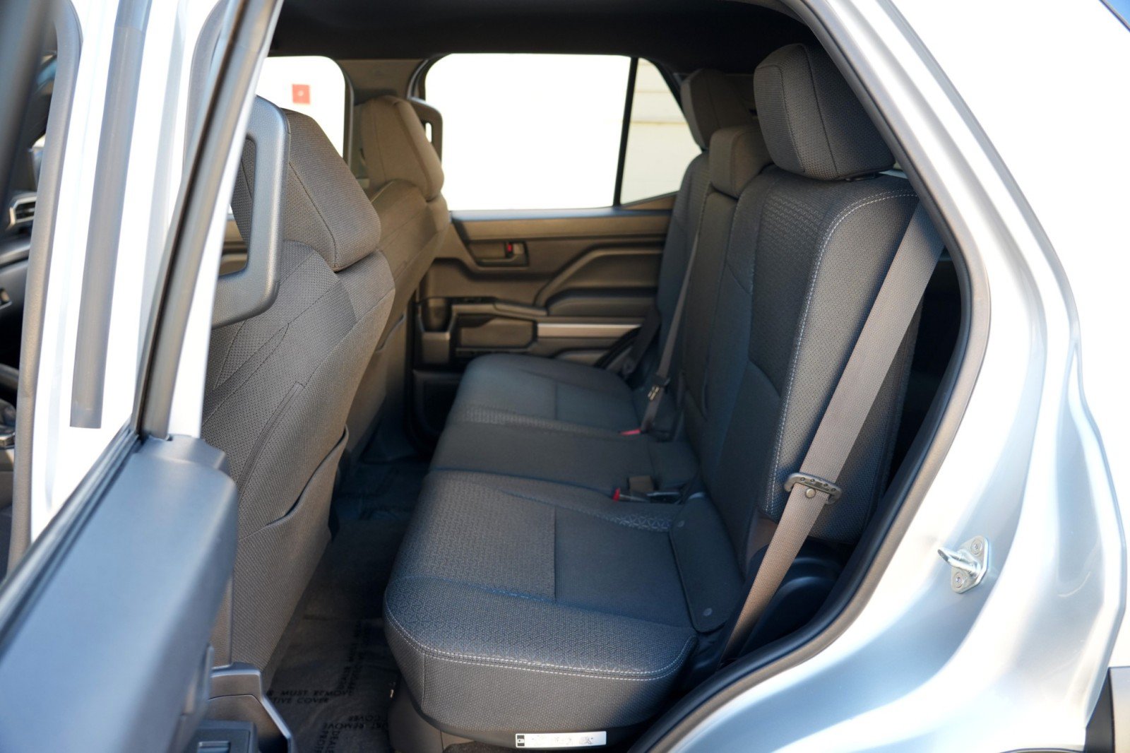 Used 2025 Toyota 4Runner SR5 RWD image 40