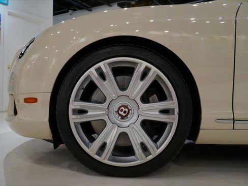 Used 2013 Bentley Continental GT image 13
