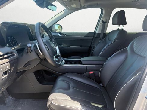 Used 2024 Hyundai Palisade Limited FWD image 8