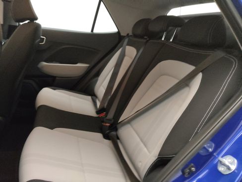 Used 2023 Hyundai Venue SEL FWD image 18