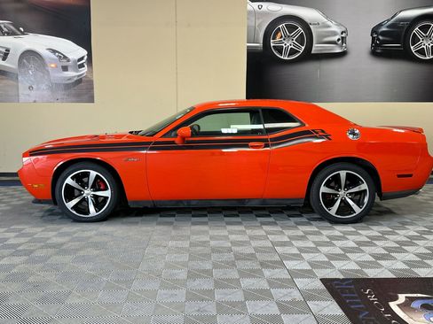 Used 2013 Dodge Challenger R/T image 7