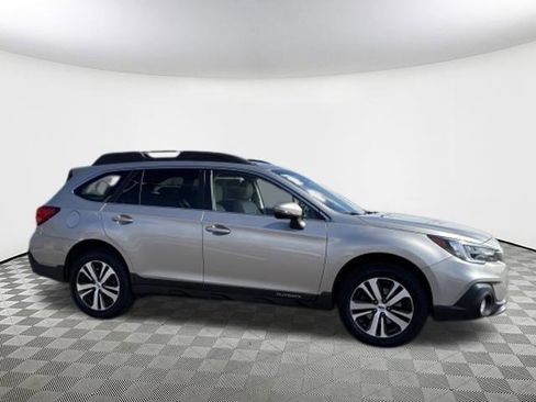 Used 2019 Subaru Outback 2.5i Limited image 7