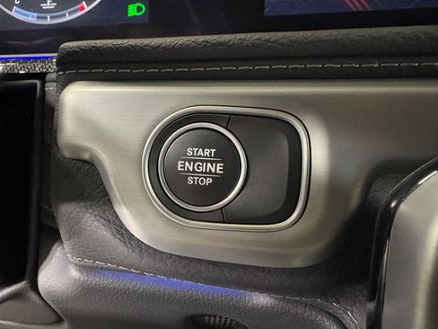 Used 2023 Mercedes-Benz G 550 image 17