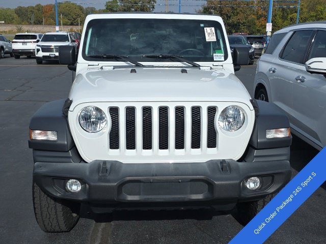 Used 2019 Jeep Wrangler Unlimited Sport S AWD/4WD image 2
