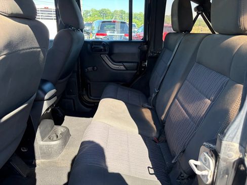 Used 2011 Jeep Wrangler Unlimited Sport AWD/4WD image 36