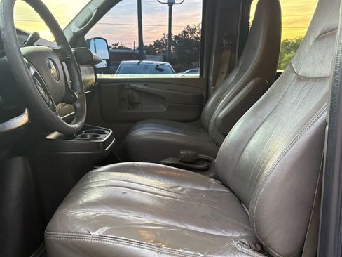 Used 2013 Chevrolet Express 1500 w/ Power Package image 10