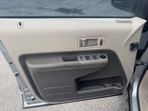 Used 2007 Ford Edge SE FWD image 19