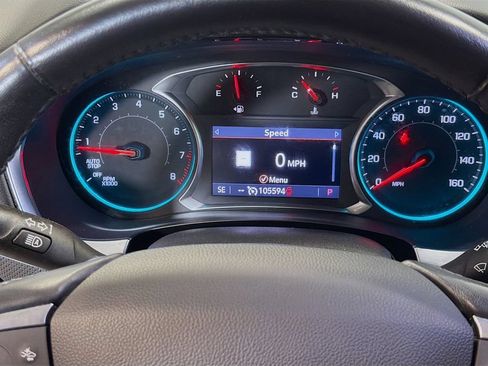 Used 2020 Chevrolet Traverse Premier FWD image 14