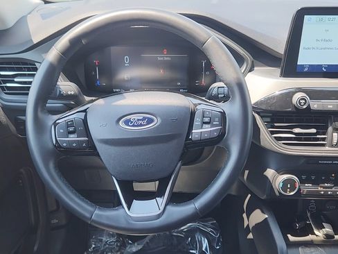Certified 2024 Ford Escape Active AWD/4WD image 17