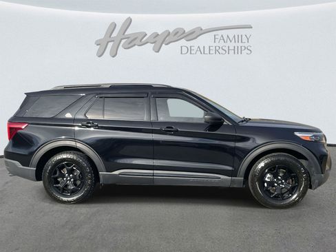 Used 2022 Ford Explorer Timberline image 2