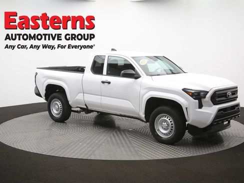 Used 2024 Toyota Tacoma SR RWD image 43
