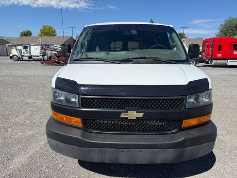 Used 2020 Chevrolet Express 3500 LS RWD image 9