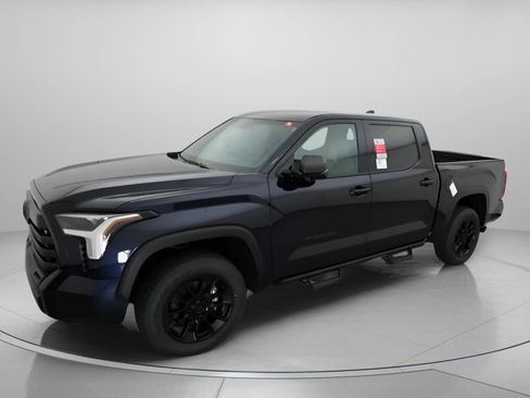 New 2026 Toyota Tundra SR5 image 2