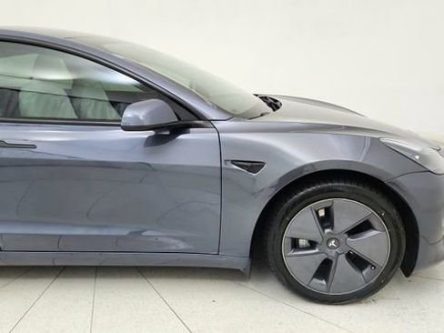 Used 2023 Tesla Model 3 Standard Range image 7